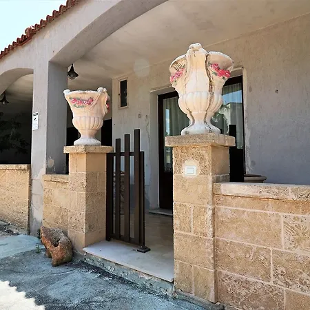 Casa Vacanza Don Martino *
